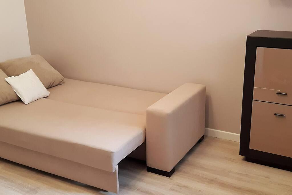 Rondo Onz Metro, Krochmalna 32A Street Варшава Екстериор снимка