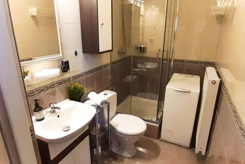 Rondo Onz Metro, Krochmalna 32A Street Варшава Екстериор снимка